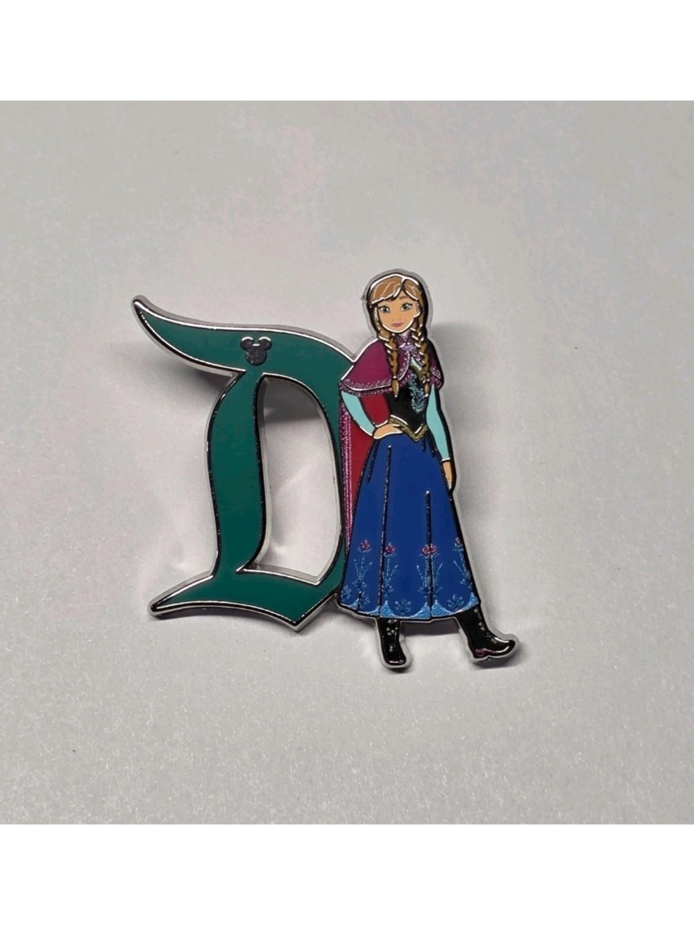 2025 Hidden Mickey Disney DLR Disneyland Princess Anna Frozen D pin
